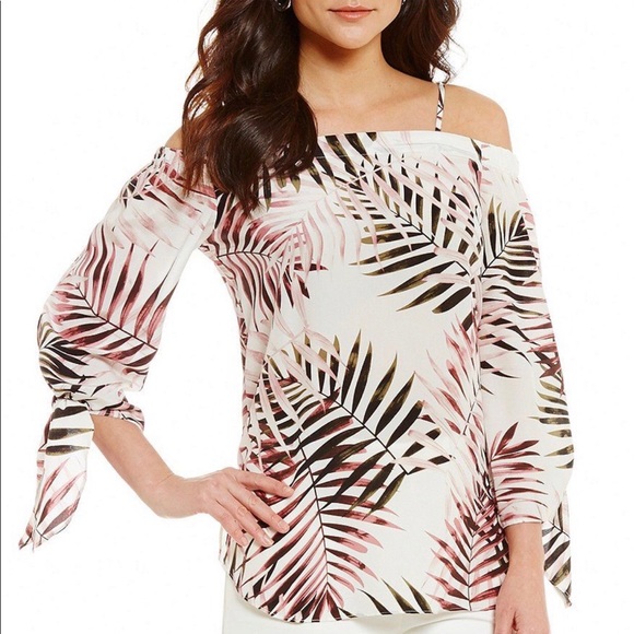 ANTONIO MELANI Tops - SALE 3/$20! NWT Antonio Melani Silk Top S